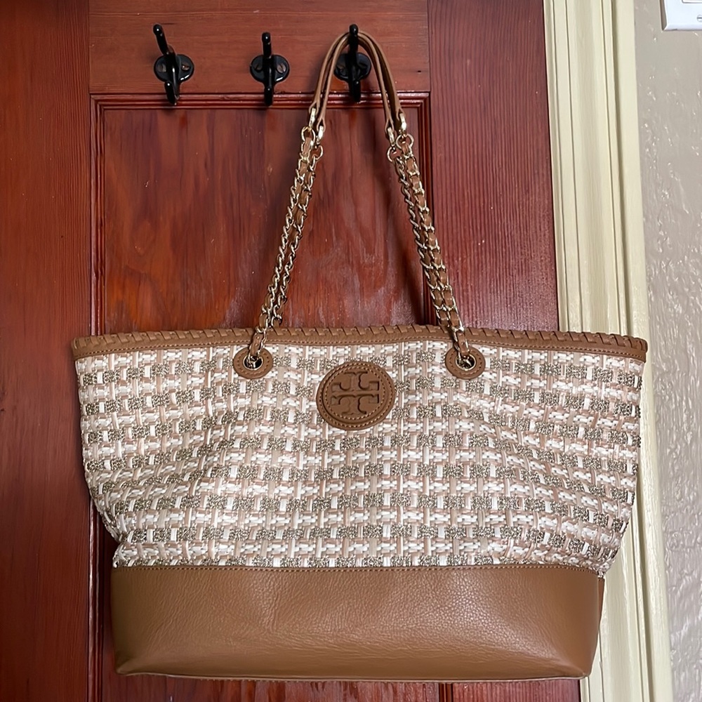 Tory Burch chain shopping tote